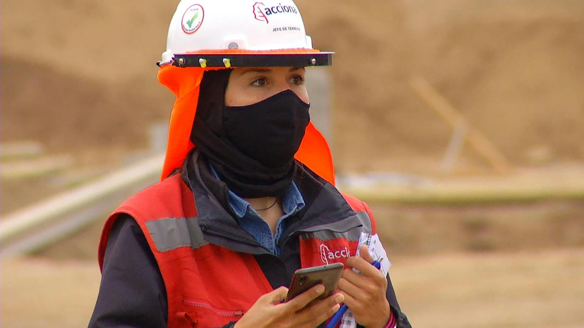 Programa capacitará a mil mujeres en el rubro de la construcción