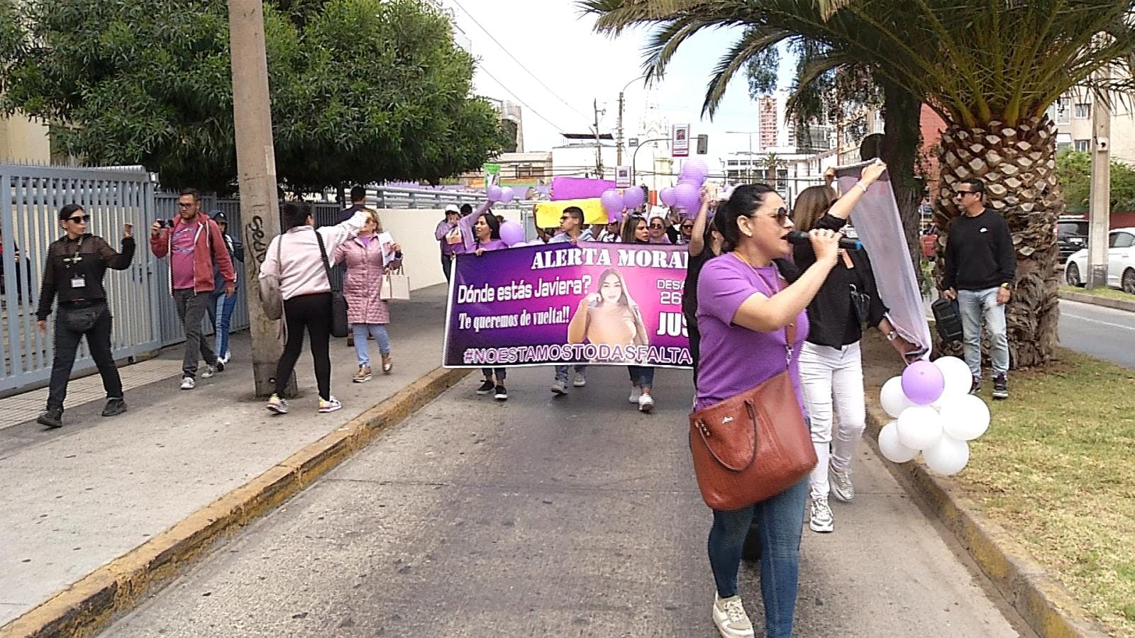 Familiares y amigos de Javiera Jiménez marchan por la calles de Antofagasta 