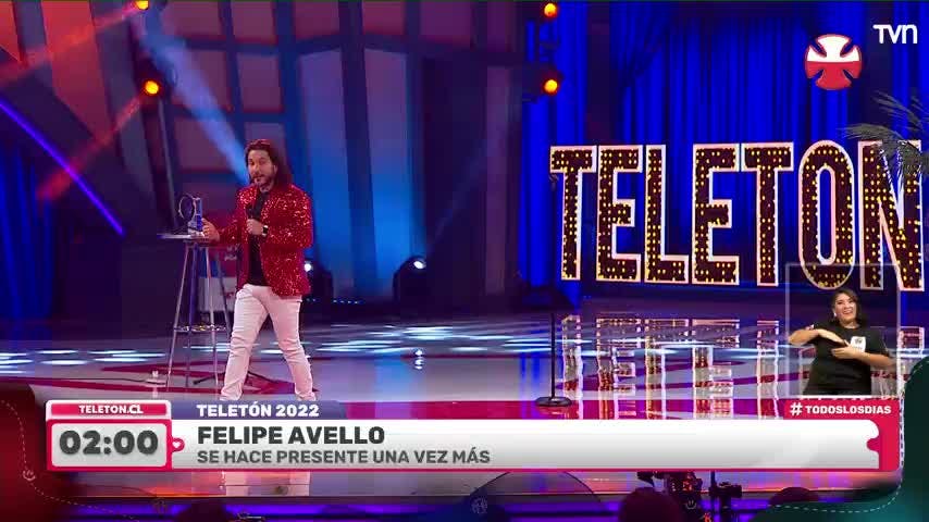 Felipe Avello hizo reír al Teatro Teletón