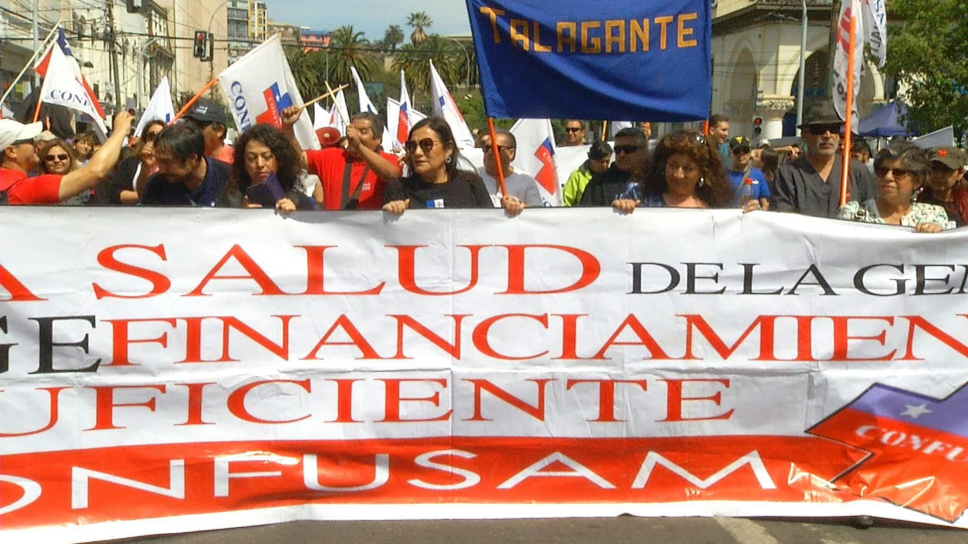Funcionarios de la salud municipal rechazan presupuesto que se discute en el congreso