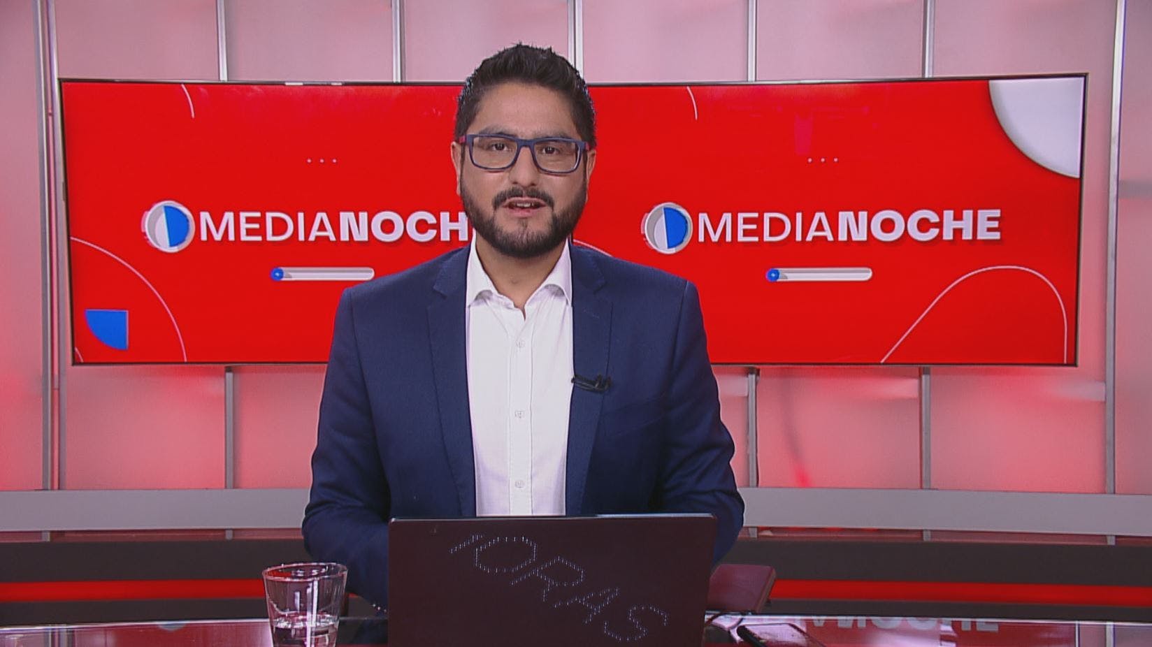 Medianoche - Martes 15 de noviembre