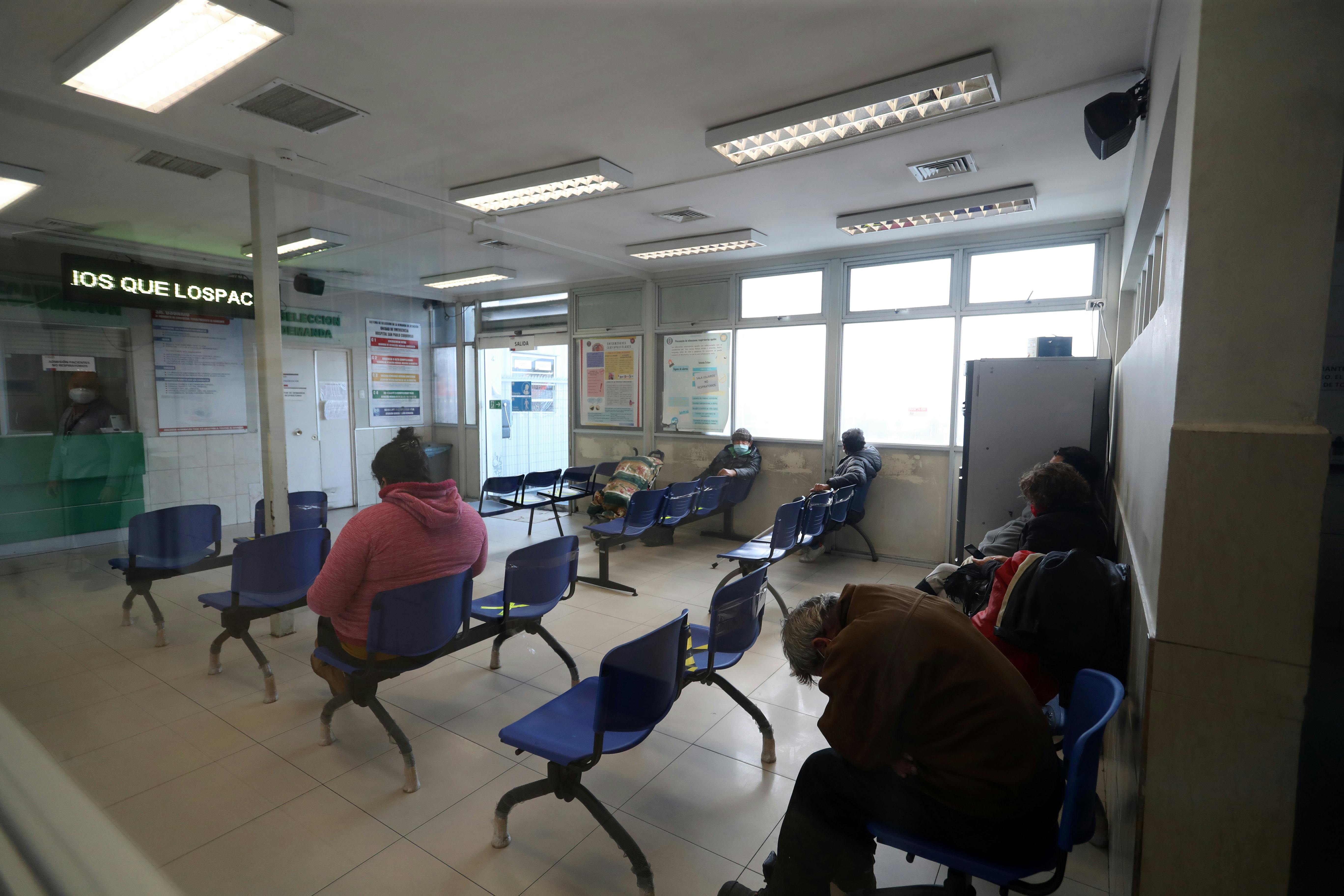 Colmed por evaluación de limitar emisión de licencias médicas: El reposo es parte del tratamiento