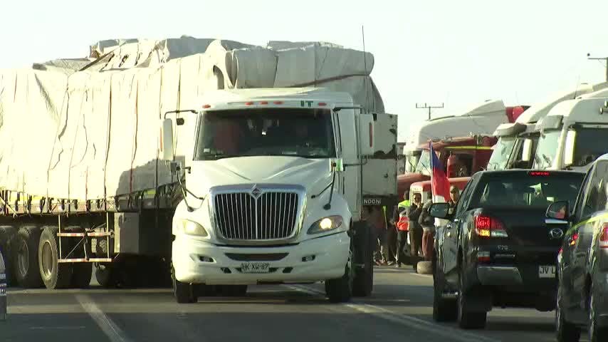 Cuatro días cumple el paro de los camioneros de la confederación fuerza del norte