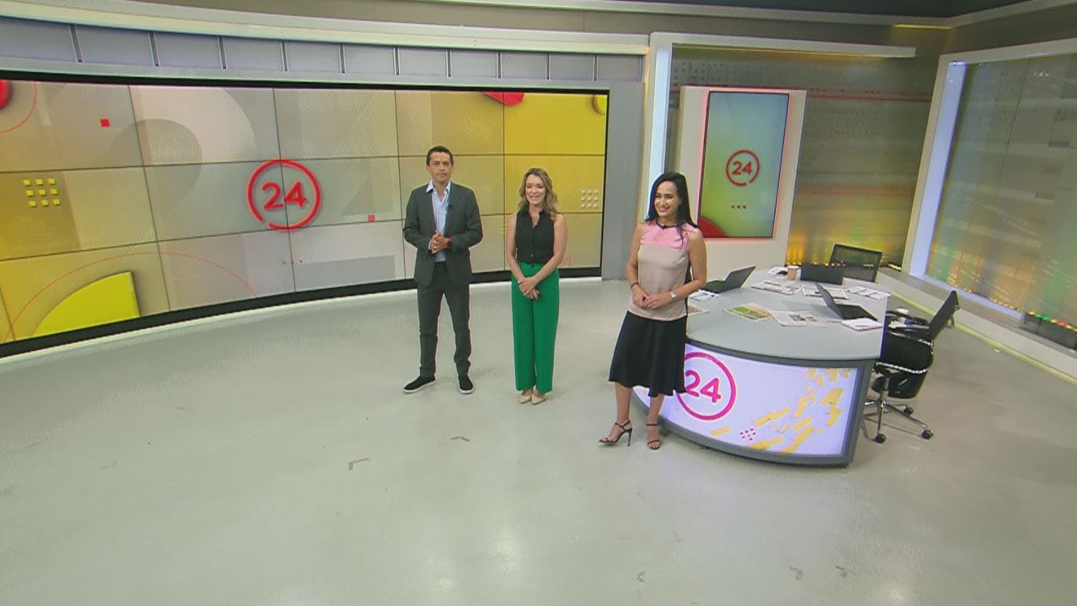 24  AM - Lunes 28 de noviembre