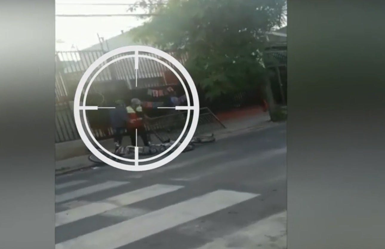 Miserables: Delincuentes roban rejas, portones y señaléticas de colegios en Lo Prado 