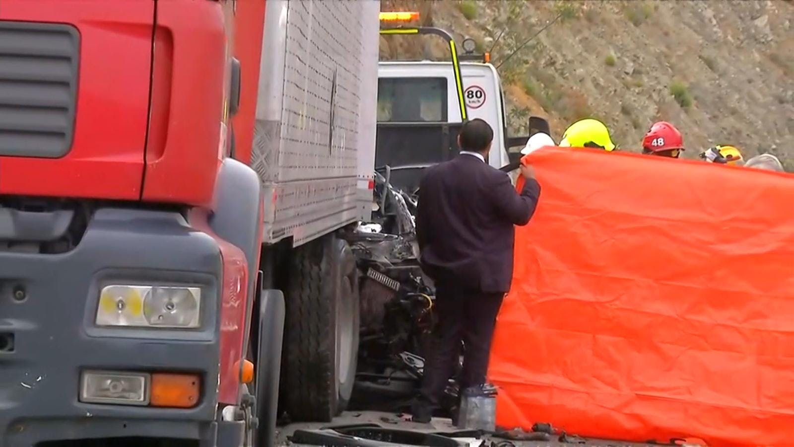 Tres funcionarios de la PDI de Calama y dos detenidos fallecieron en un accidente carretero