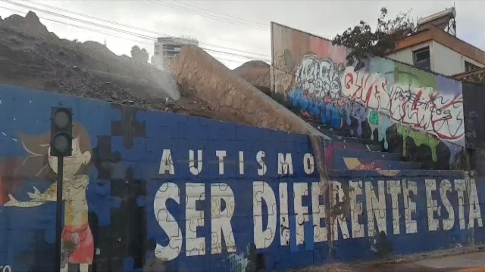 Síntesis de noticias regionales: rotura de matriz provocó anegamiento de calles