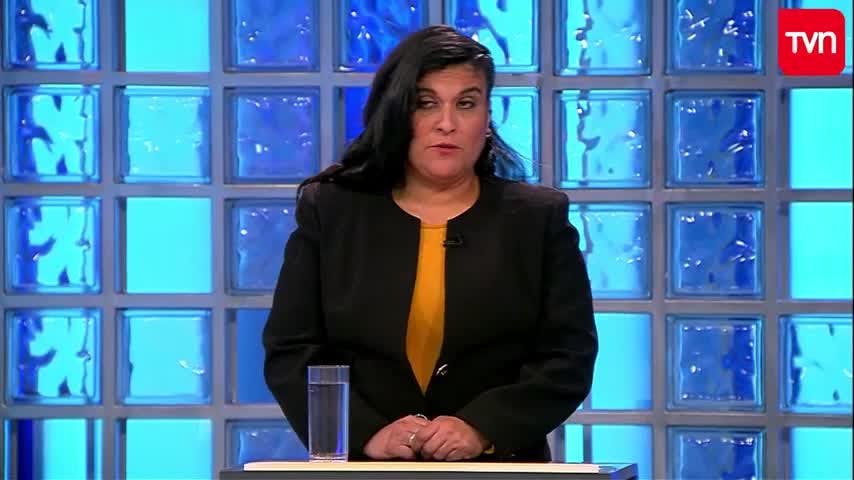 Mamá, ¡deja de tratarnos mal! | Carmen Gloria a tu servicio 