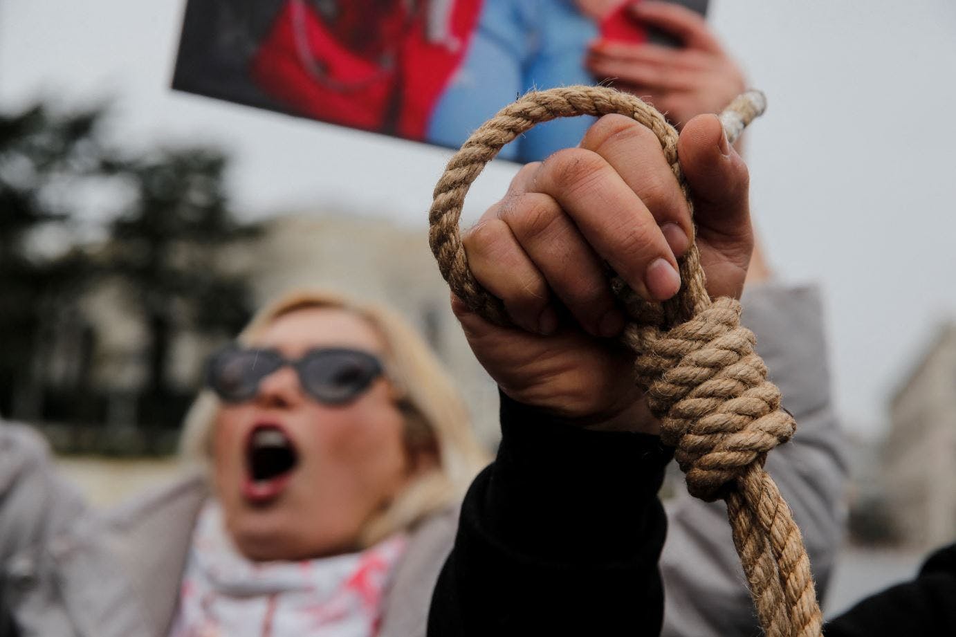 Analista y condena a muerte a futbolista iraní por apoyar protestas: Es lamentablemente predecible dado cómo se ha ido comportando el régimen