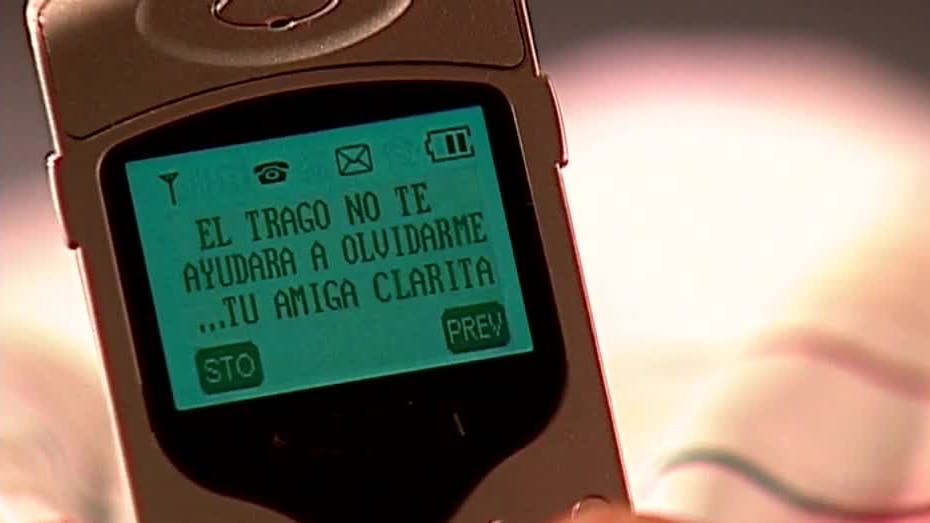 El trago no te ayudara a olvidarme | Versus T1E7