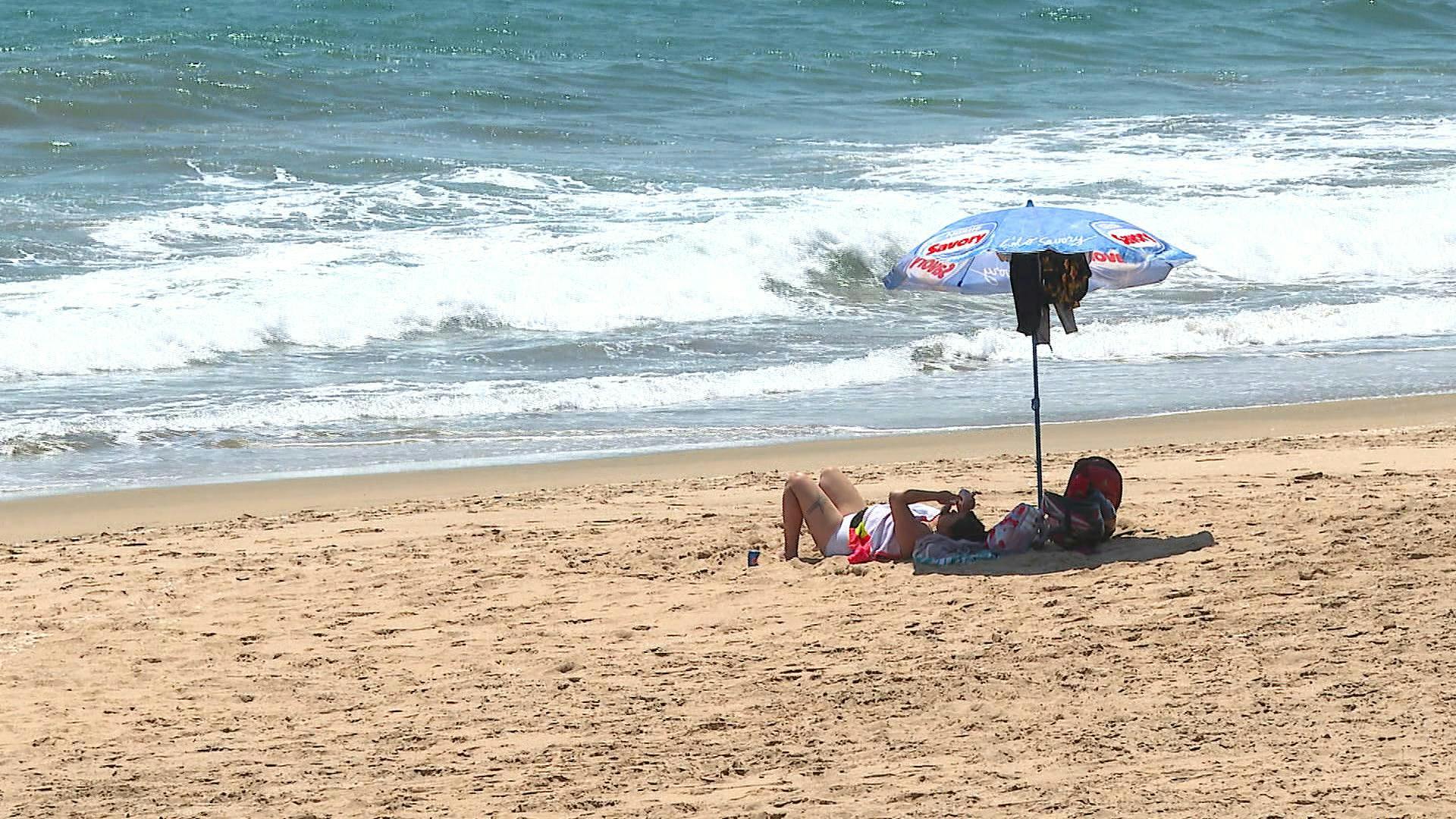 Dos comunas de la región realizan lanzamiento de temporada de playas
