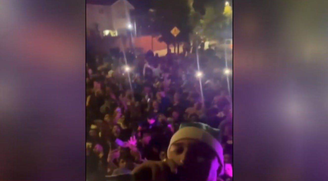 Pablo Chill-E se la jugó por la navidad en Puente Alto