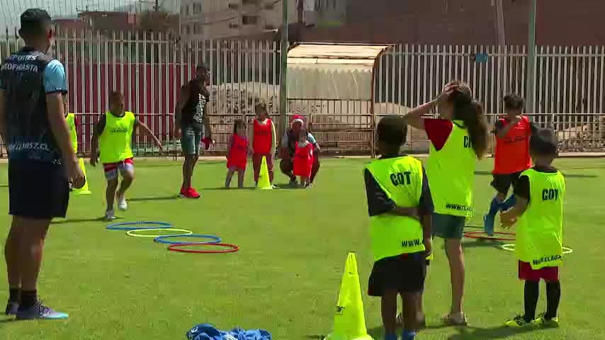 CDA inicia su pretemporada con una clínica deportiva para niños