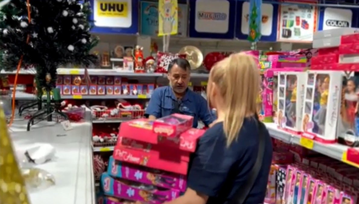 Conozca los derechos si desea realizar un cambio o devolución de un regalo de Navidad 
