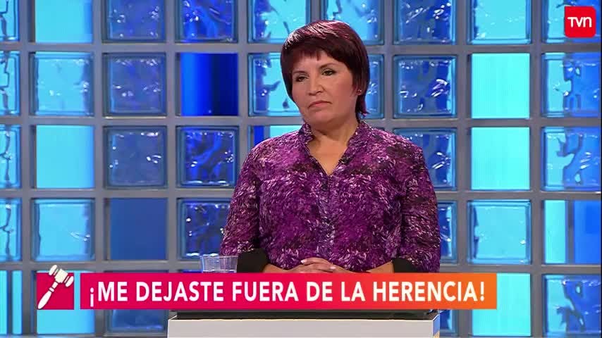 ¡Me dejaste fuera de la herencia! | Carmen Gloria a tu servicio