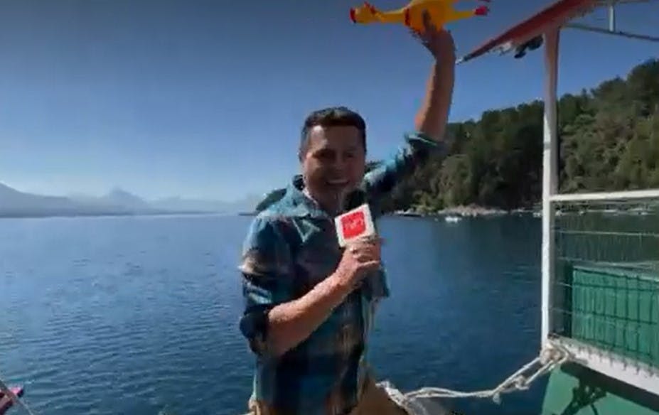 Claudio Ojeda se apodera de Lican Ray con un gracioso despacho