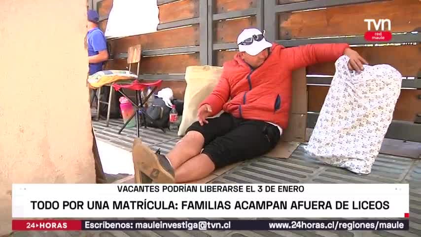 Todo por una matrícula: Acampan afuera de liceos