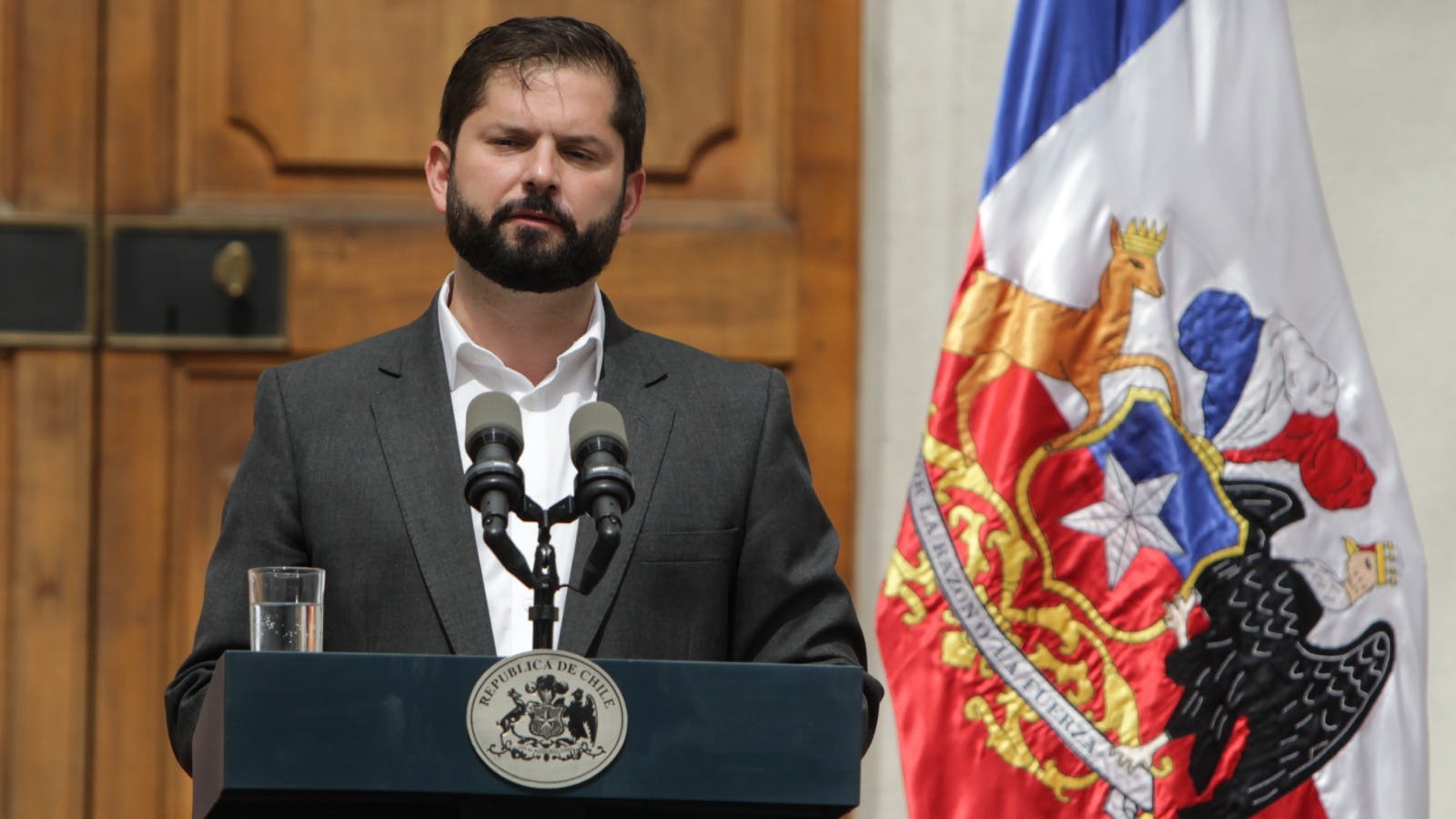 Académico por momento político del Gobierno: No logra encontrar la conexión necesaria con la ciudadanía