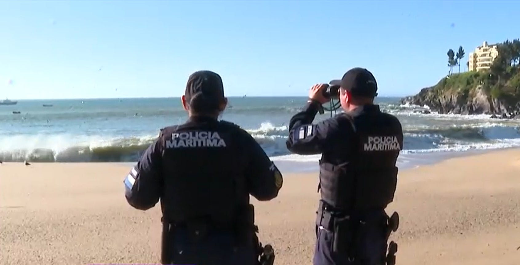 Tragedia en Pingueral: Sigue la intensa búsqueda de padre arrastrado por el mar