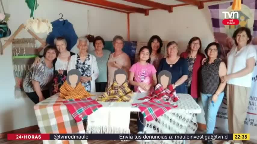 Exposición de tejidos de la agrupación ASERCOM de Parral