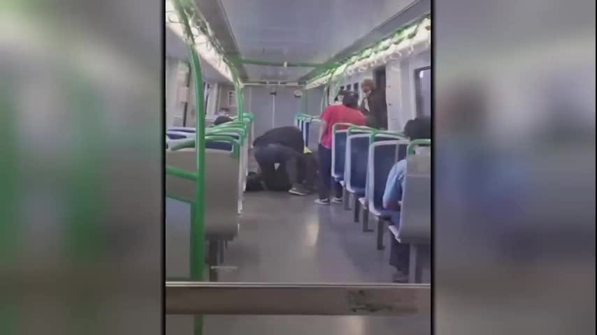 Graban detención al interior de vagón del metro de Valparaíso