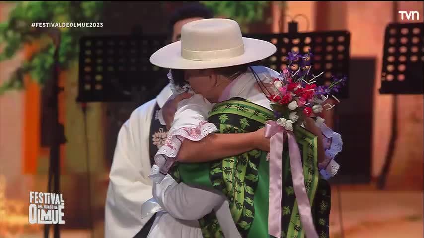 Con bailes típicos chilenos: así fue la obertura de la 52° versión del Festival del Huaso de Olmué