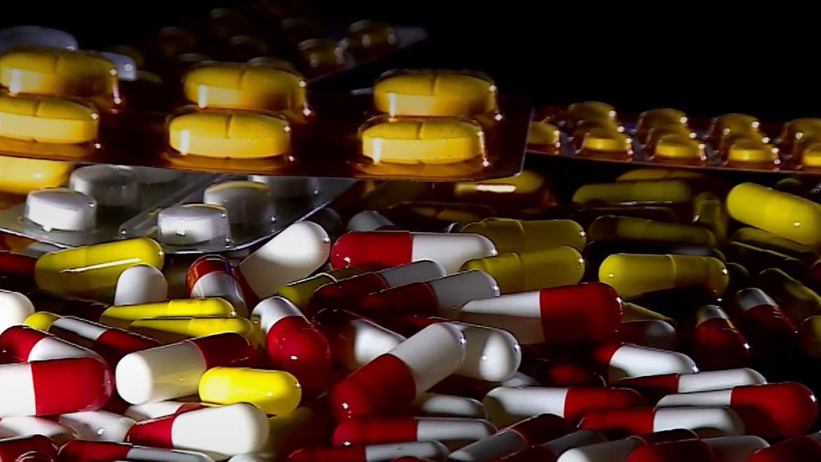 Reto en Tiktok alerta a padres: Niños son desafiados a tomar clonazepam