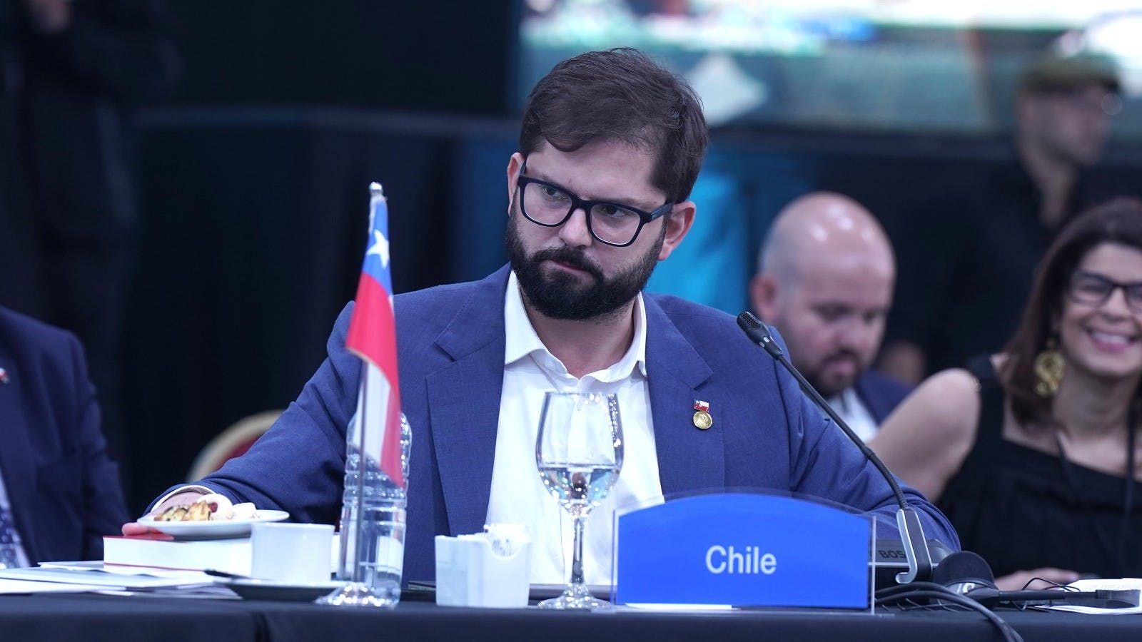 Académico por dichos de Boric sobre protestas en Perú en CELAC: Este es un error grave