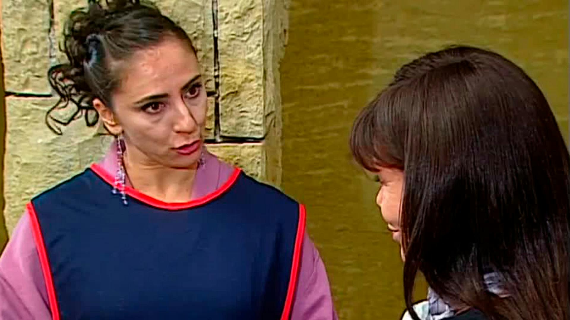 Titina revela la verdad a la Malala | Floribella - T1E31