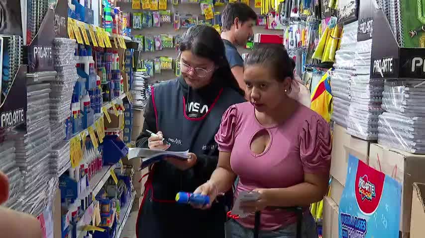 Comienza venta de útiles escolares 