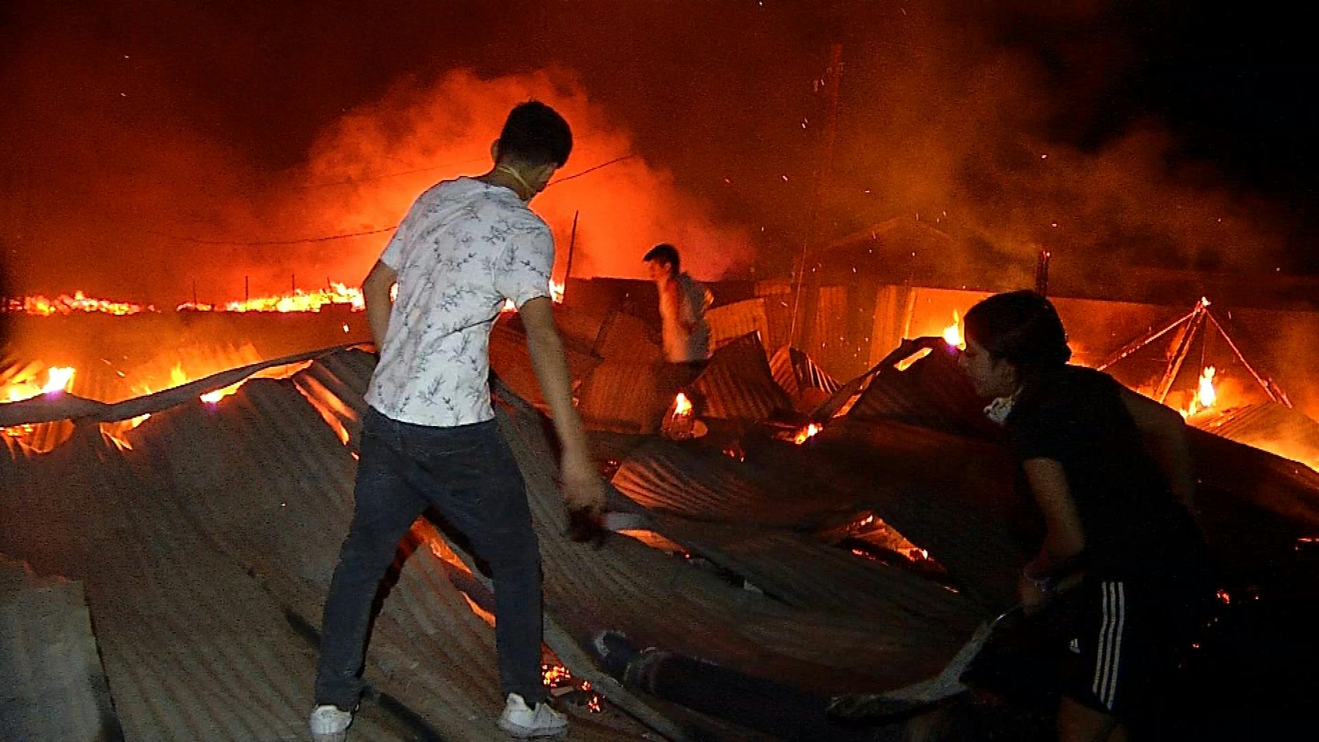 Incendio irrumpió en área urbana de Chillán