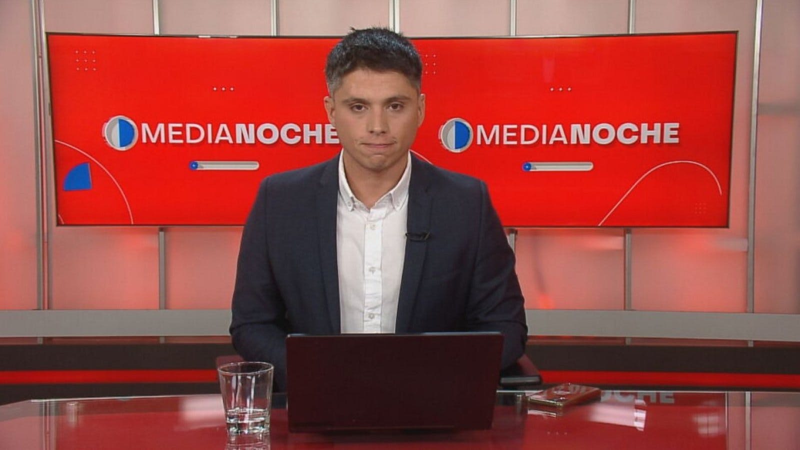 Medianoche - Martes 7 de febrero