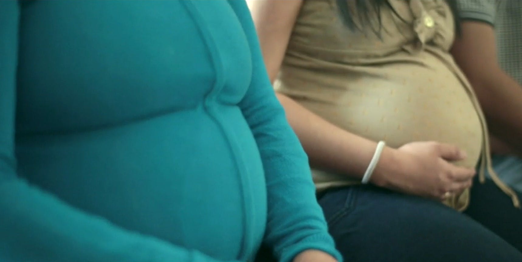 Preocupación en Argentina por masiva llegada de mujeres rusas embarazadas