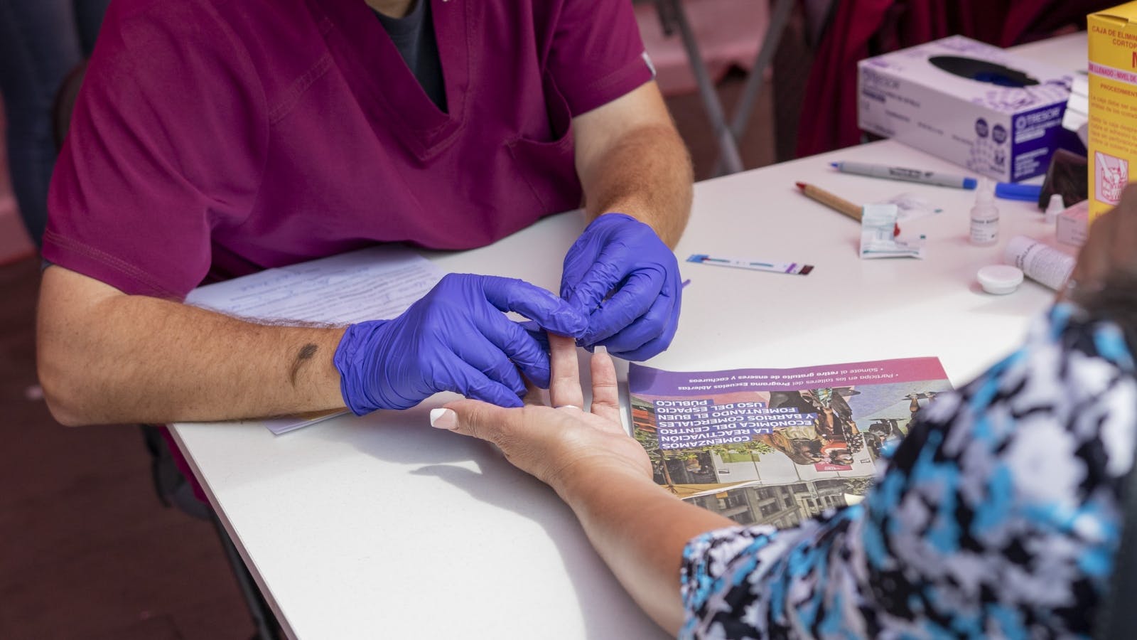 Experta por alza de casos de VIH en la RM: Las infecciones de transmisión sexual han ido aumentando