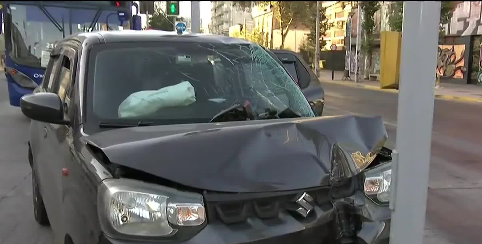 Accidente automovilístico en Vicuña Mackenna