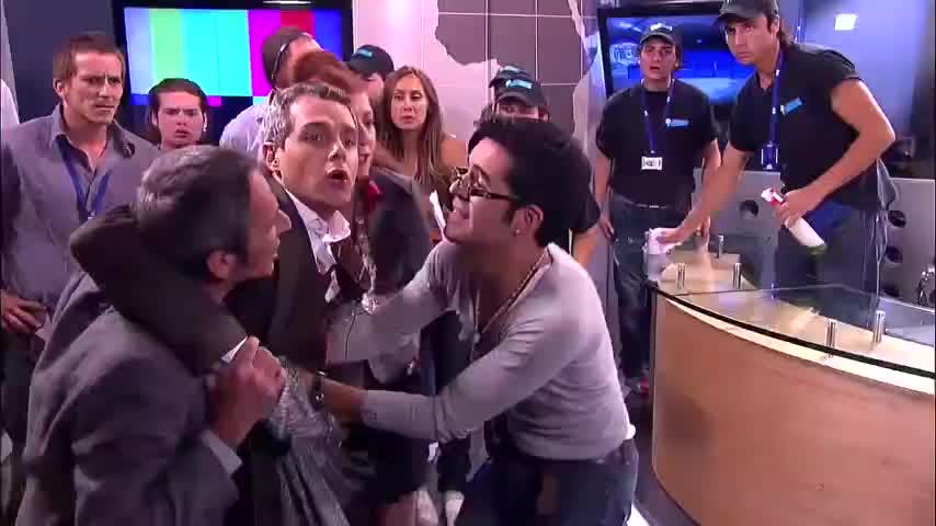 Ansiedad, celos y reconciliación|Los exitosos Pells - T1E6