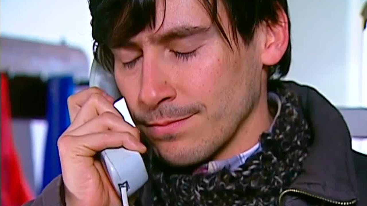 Necesito tu ayuda mi amor | Viuda alegre - T1E103