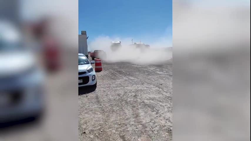 Un detenido por intentar atropellar a carabinero para evadir control