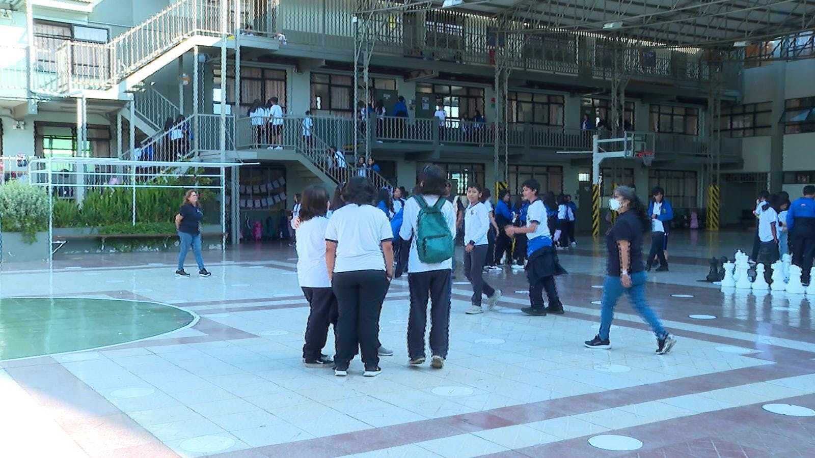 Colegios de la región dieron inicio hoy al año escolar 