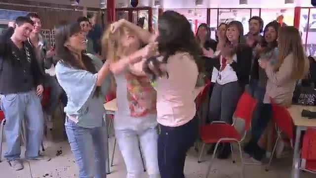 Yoyita esta harta de Francisca | Somos los Carmona -T1E65