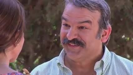 Rosita acepta la invitación de Florencio | Somos los Carmona - T1E93