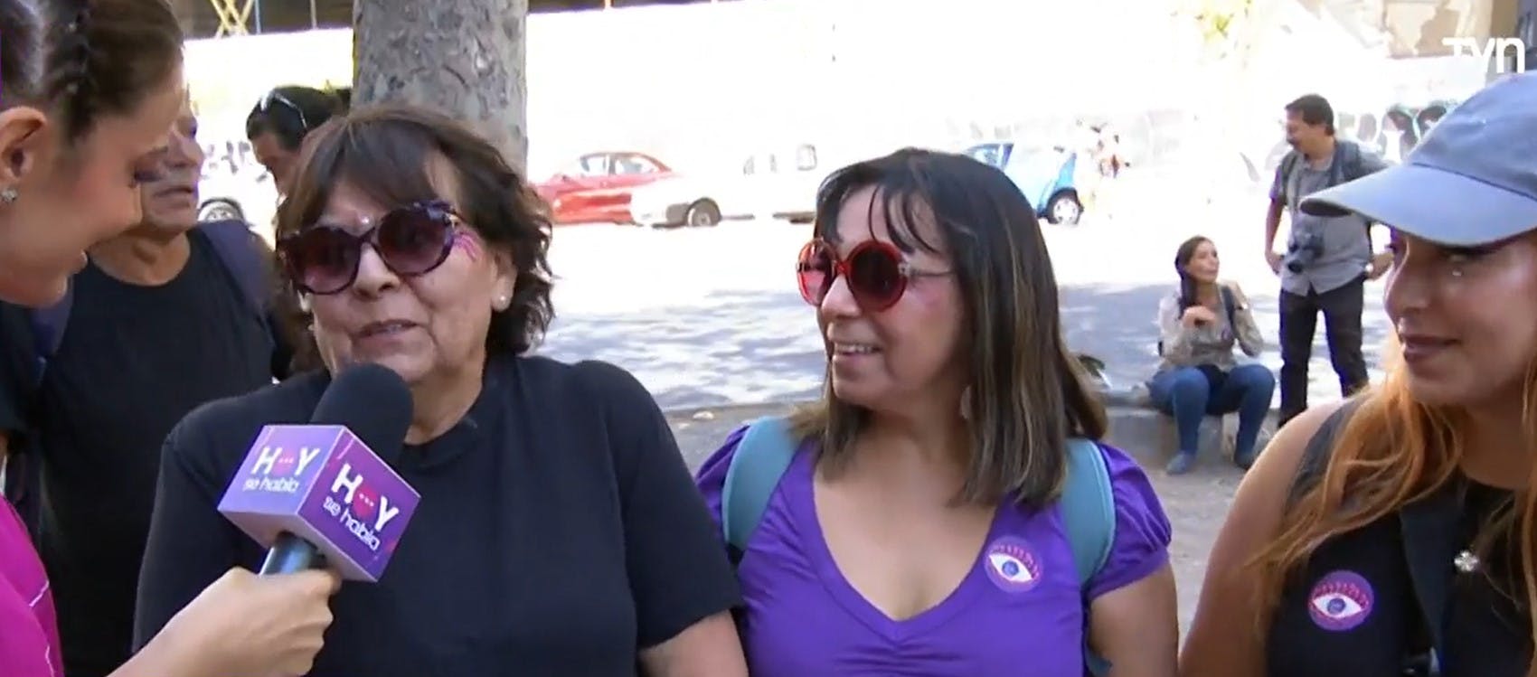 ¡Distintas generaciones se unen para conmemorar el 8M!