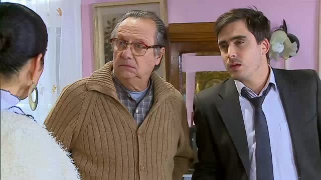 Se unen las piezas del misterio| Dama y obrero - T1E167