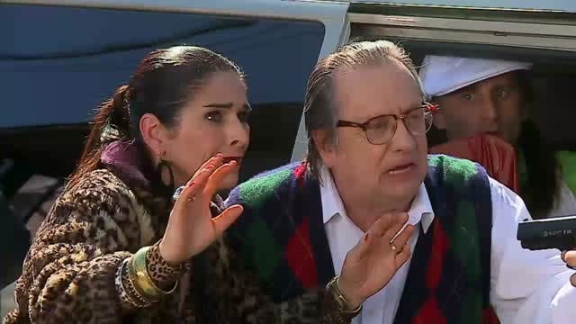 ¡La policía en el cité! | Dama y obrero - T1E128