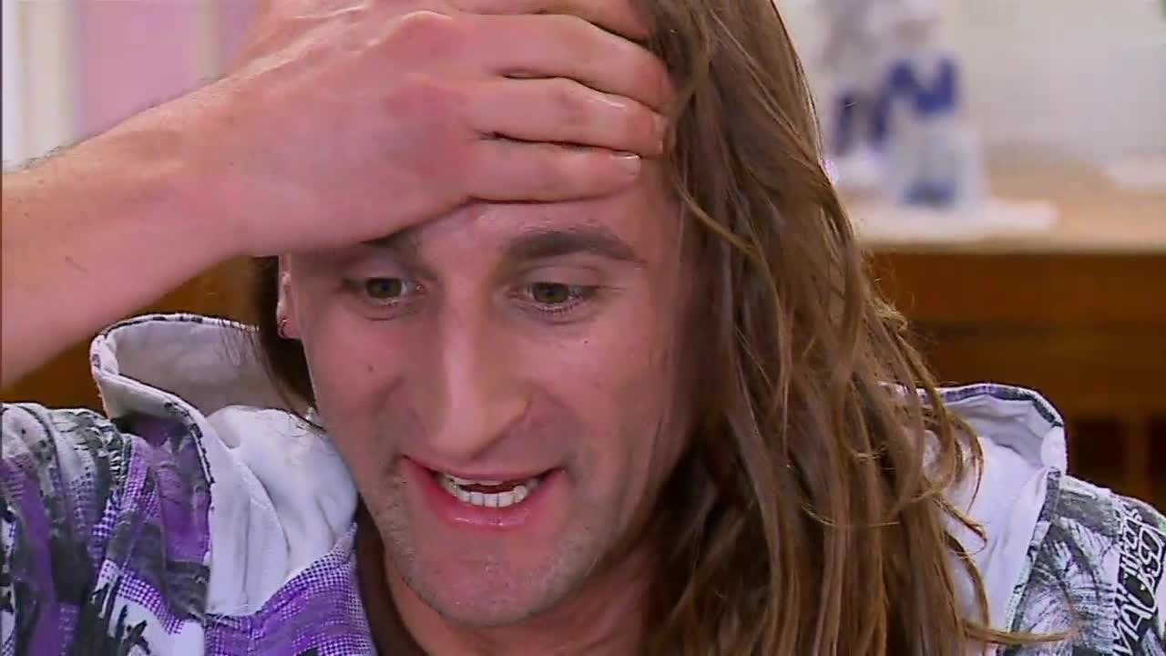 La suerte le sonríe a Neto | Dama y obrero - T1E105