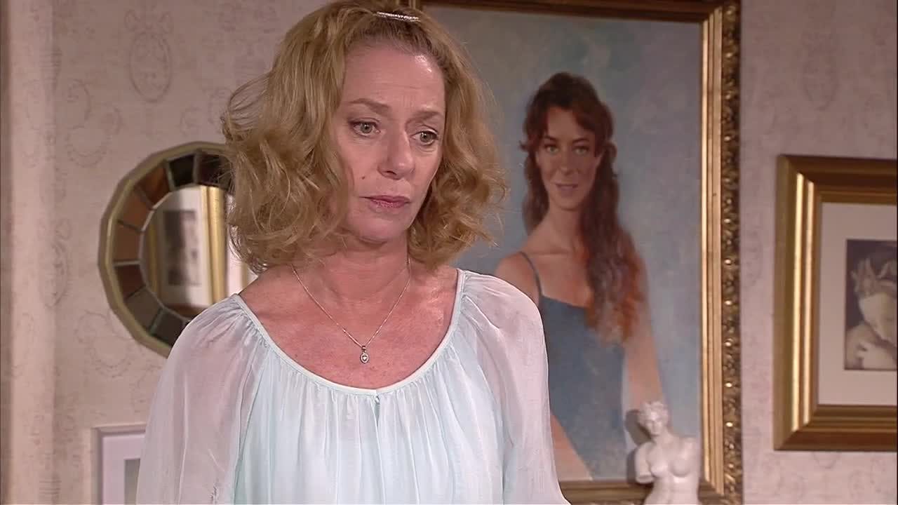 Completamente enamorado de su principessa | Matriarcas - T1E80