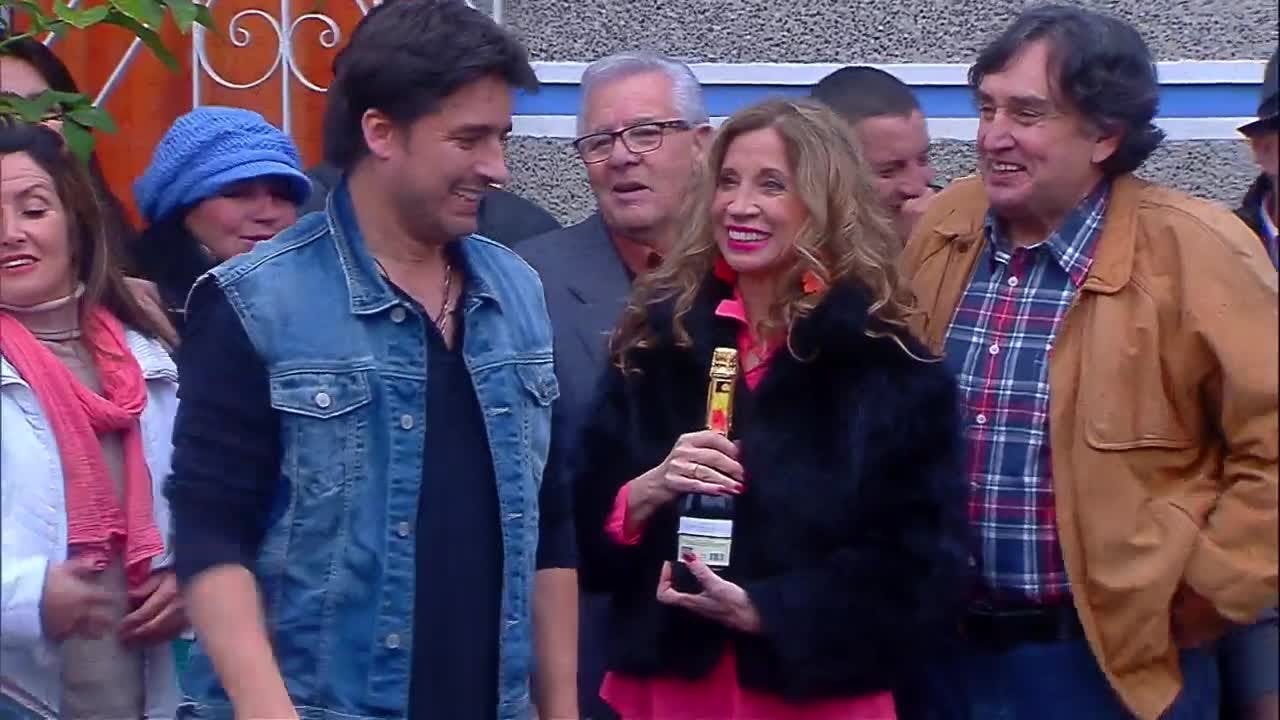 Emilio se dará una oportunidad en el amor | El amor lo manejo yo T1E112