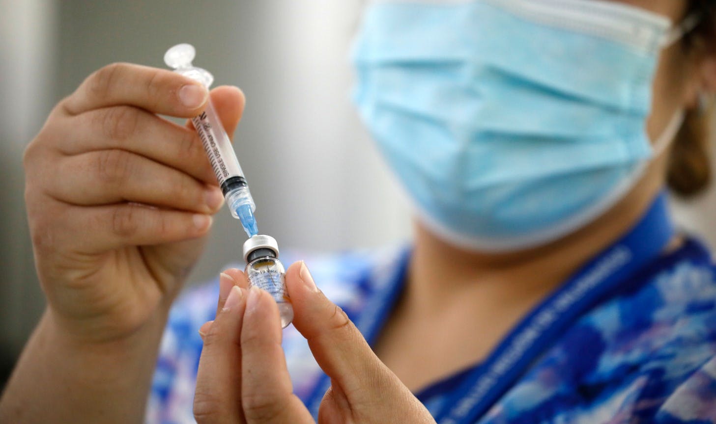 Minsal comienza vacunación contra la influenza: Los niños son un grupo objetivo que es importante