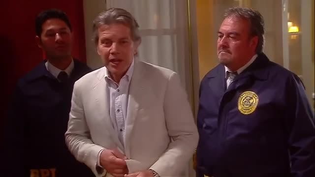 Logra escapar de la policía | El amor lo manejo yo - T1E131