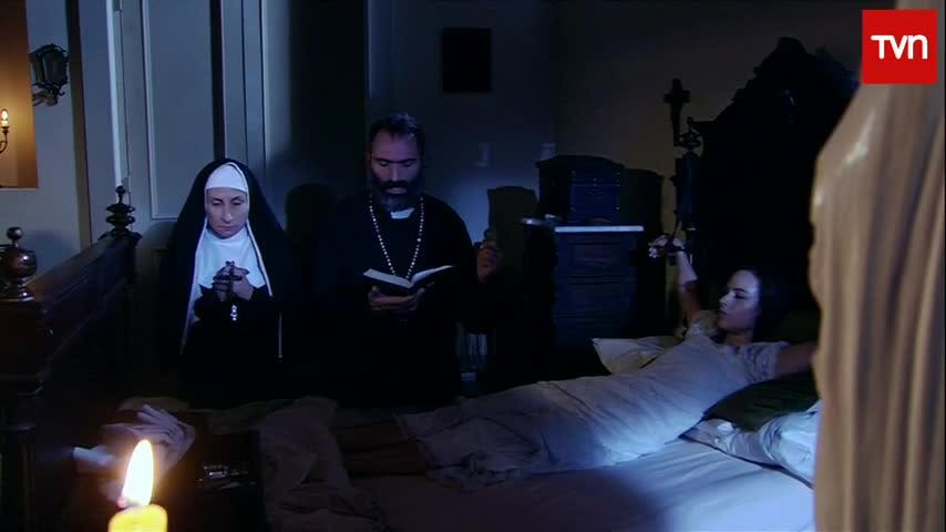  ¿Carmen se liberó del diablo? | La Poseída - T1E50